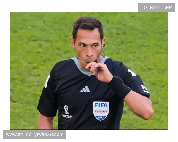 足球明星手球事件引发争议深度解析：技术犯规还是意外失误？