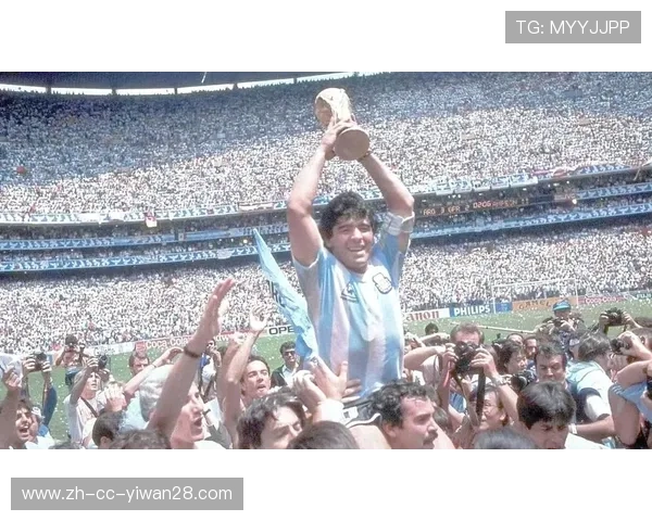 阿根廷足球传奇球星的辉煌历程与成就回顾